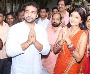 Shilpa Shetty in Orange Blouse Saree at Celebrate Ganpati Visarjan