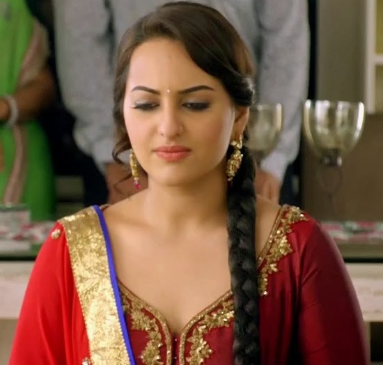 Sonakshi Sinha Hot in Red Dress with Long Hair in Holiday Movie - Chinki  Pinki