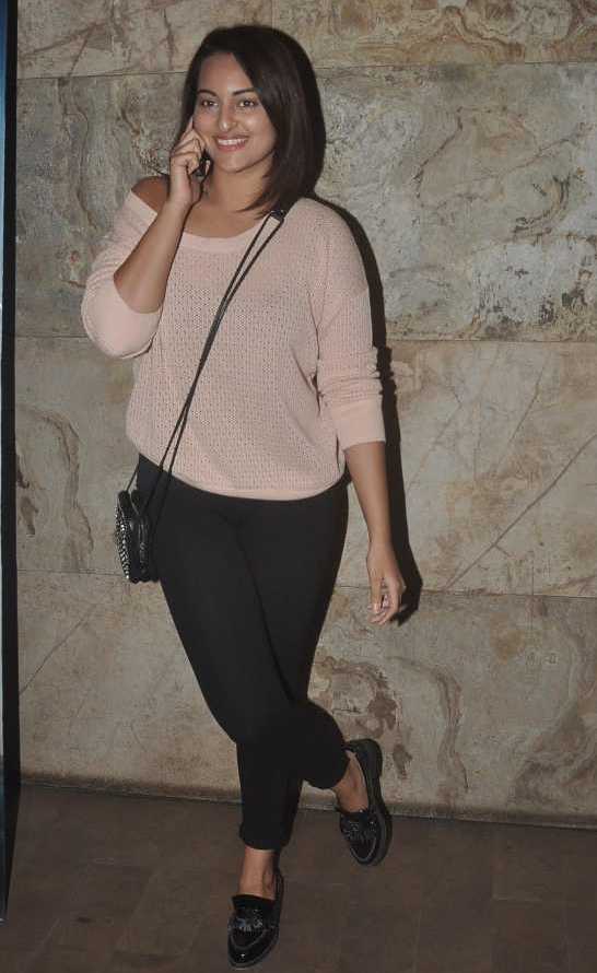 Sonakshi Sinha in Jeans and Top at Gone Girl Screening Event