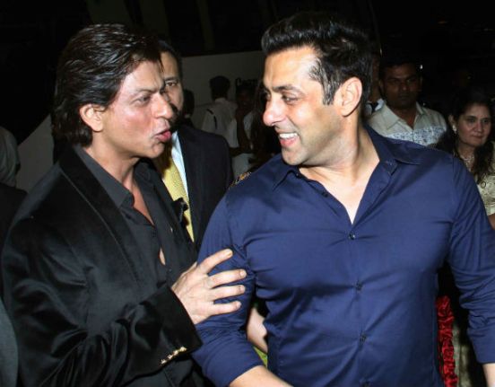 Salman Khan and Shah Rukh Khan Happy at sister Arpita, Aayush’s grand wedding reception