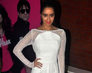 Shraddha Kapoor in White Maxi Dress at Screening of ‘Kill Dill’ Movie