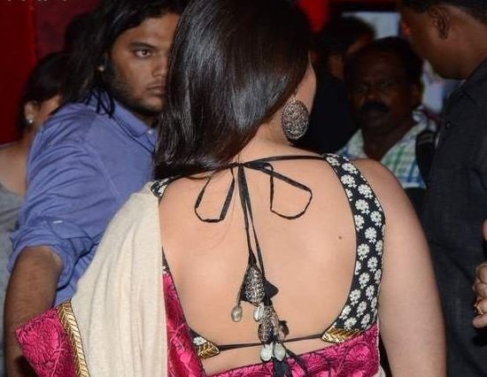 Rani Mukherjee in Backless Blouse Photos – Hot Pics in Designer Backless Saree