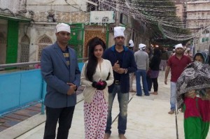 Makad jaala Hindi Movie Team Promoting Movie in Ajmer