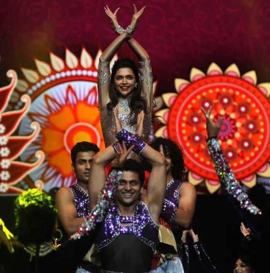 Deepika Padukone Stage Show Performance at IPL 7 Opening Ceremony