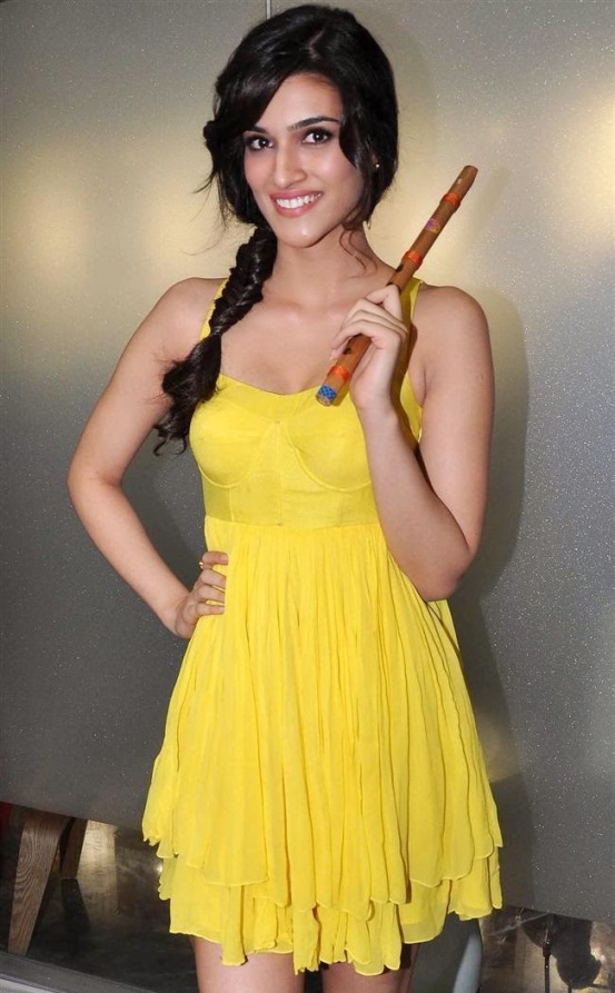 Kriti Sanon Hot in Yellow Dress Sexy Legs Pics at Music Launch of Movie Heropanti in Mumbai