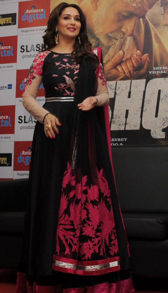 Bollywood Actress Madhuri Dixit in Ahmedabad Gujarat for Dedh Ishqiya Movie Promotion