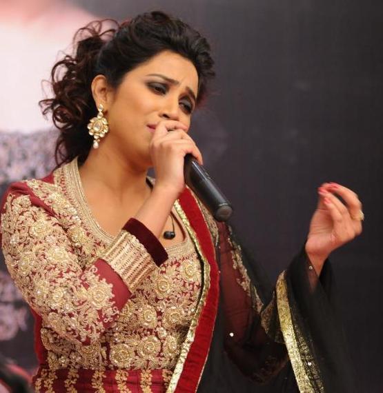 555px x 570px - Shreya Goshal in Maroon Anarkali Dress at Launch Ghazal Album Humnasheen -  Chinki Pinki