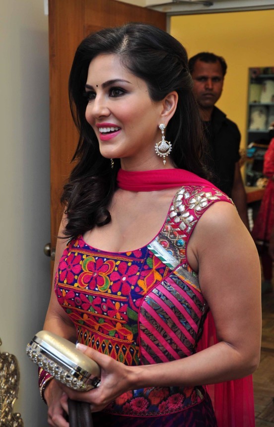 Sunny Leone in Traditional Dress having Jaipuri Embroidery Pattern, Mirror & Patch Work at Jaipur for Ragini MMS 2 Promotion