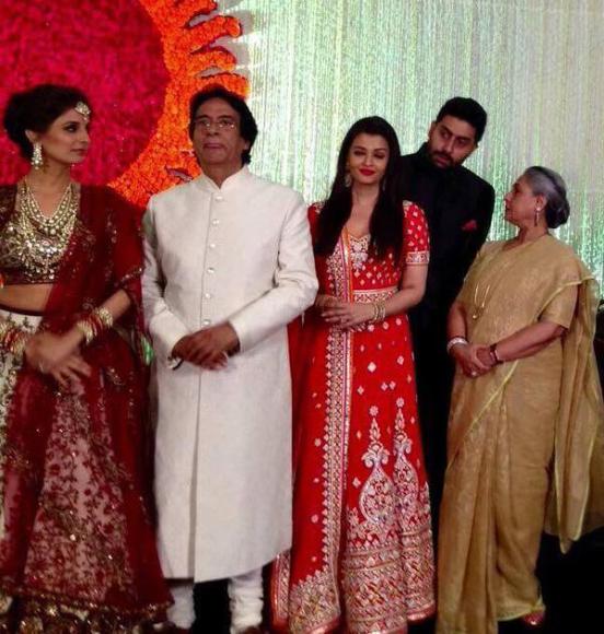 Aishwarya Rai Bachchan in Red Floor Length Anarkali Dress 