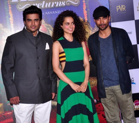 Kangana Ranaut with R Madhavan and other star movie star cast at Trailer launch event of Tanu Weds Manu Returns Movie 2015