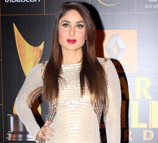 Kareena Kapoor in Pearl and Gold Combination Gown at Star Guide Awards 2014