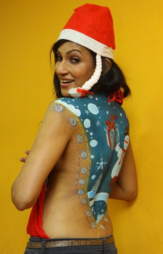Miss Sri Lanka Chandi Perera Body Paint Photos with Christmas Message on Hot Back with Famous Tattoo Artist Nahush N Pise