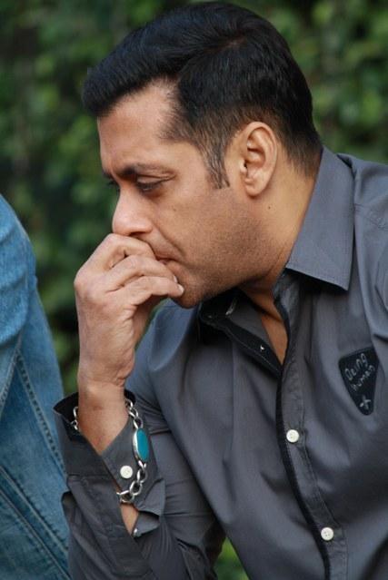 Sabka Bhai Salman Bhai – Very SAD News for Bollywood Industry “Salman Khan Jailed for 5 Years”