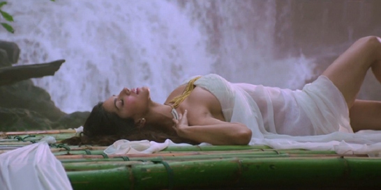 Sunny Leone Dress in Jackpot Hindi Movie Cool Pics