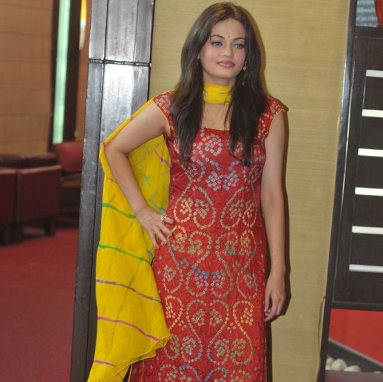 Sneha Ullal in Red Bandhani Leheriya Dress at Bezubaan Ishq Movie Promotion Photos