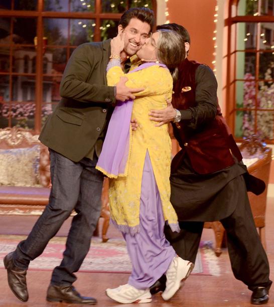 Look at the cool picture of Hrithik Roshan Promote Krrish 3 at Comedy Night With Kapil
