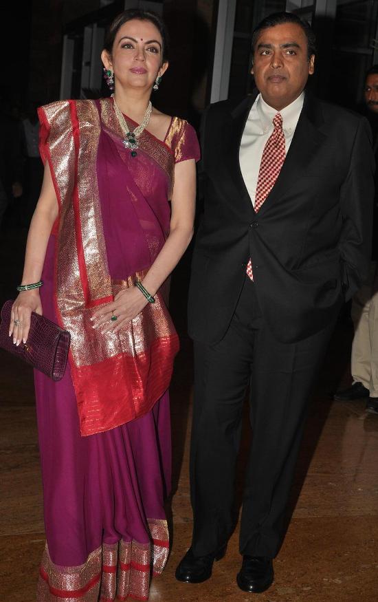 Neeta Ambani in Saree with Husband Mukesh Ambani Beautiful Sweet Couple Photos