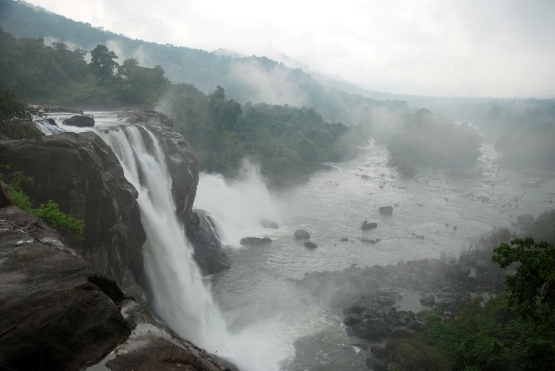 Bahubali Movie Waterfall Location - Baahubali Film Falls ...