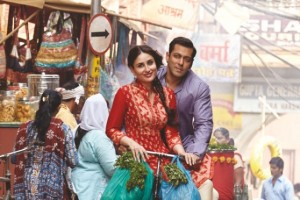 Tu Chahiye Song Lyrics from Bajrangi Bhaijaan Hindi Movie 2015